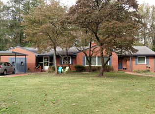 504 Mitchell St, Fairmont, NC 28340