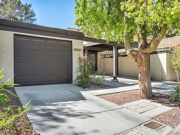 2nd image of 2803 Glendevon Cir