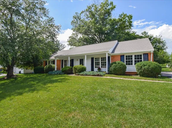 115 Bartley Dr, Salem, VA 24153