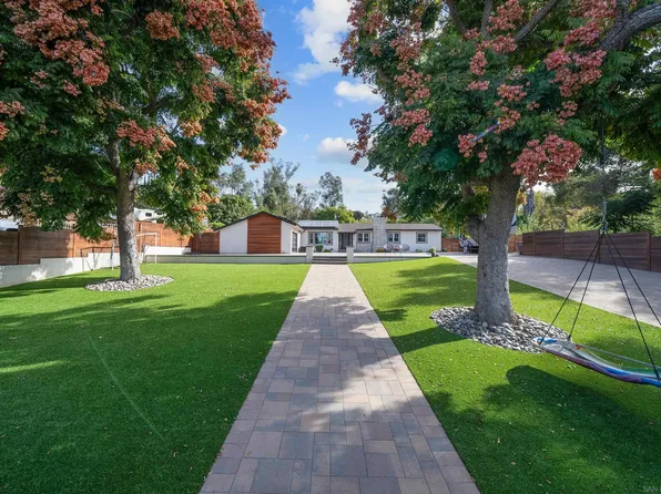 9248 Shirley Dr, La Mesa, CA 91941