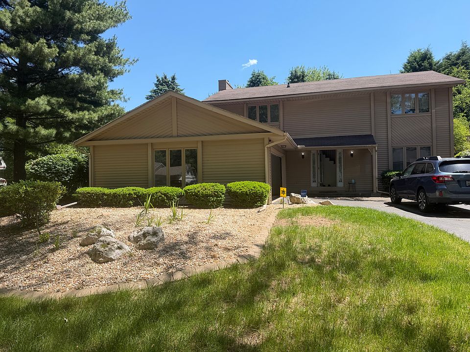 1st image of 2405 Whitechapel Dr