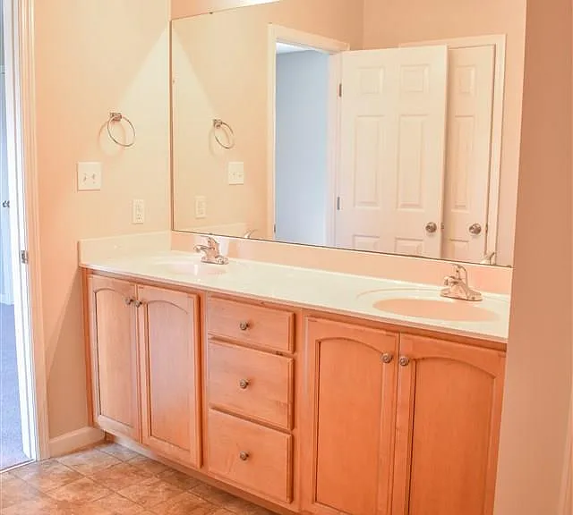 18201 Menefee Rd — Photo 30