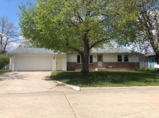 1507 N 23rd St, Clear Lake, IA 50428