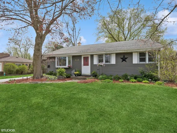 131 School St, Grayslake, IL 60030
