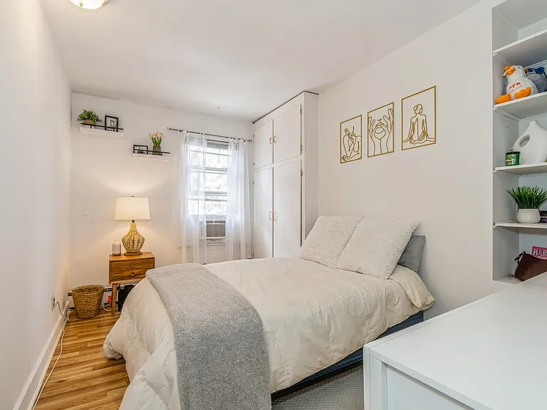 311 Grand St #3 — Photo 6