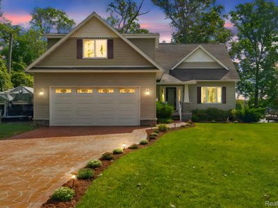 2610 Strawberry Ln, Port Huron, MI, 48060