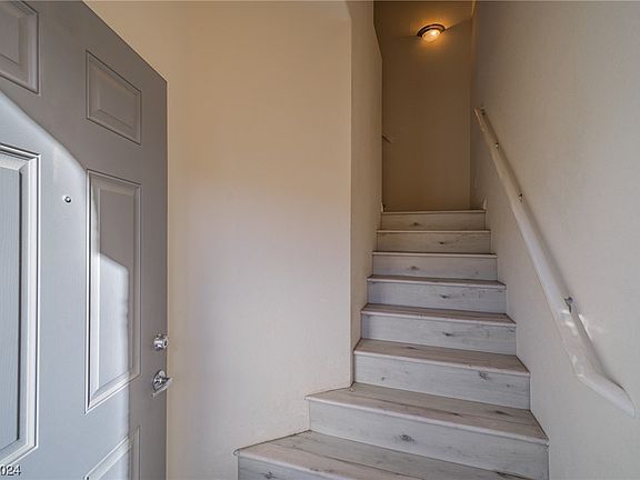 4th image of 2263 Koho Dr Unit 101