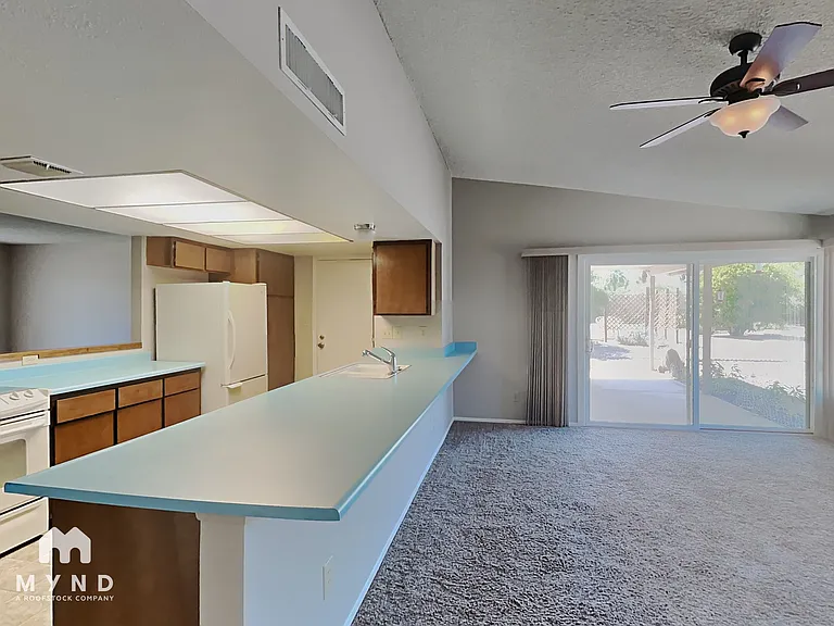 4250 E Kiowa St — Photo 19