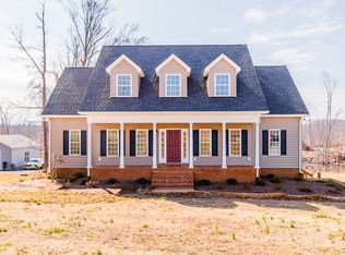 535 Parr Dr, Tappahannock, VA 22560