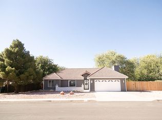 112 W 1000 S, Hurricane, UT 84737