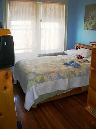 3 bed, 800 sqft, $3,145 — Photo 1
