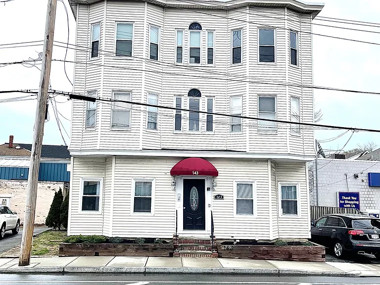 141 Canal St #2 — Photo 11