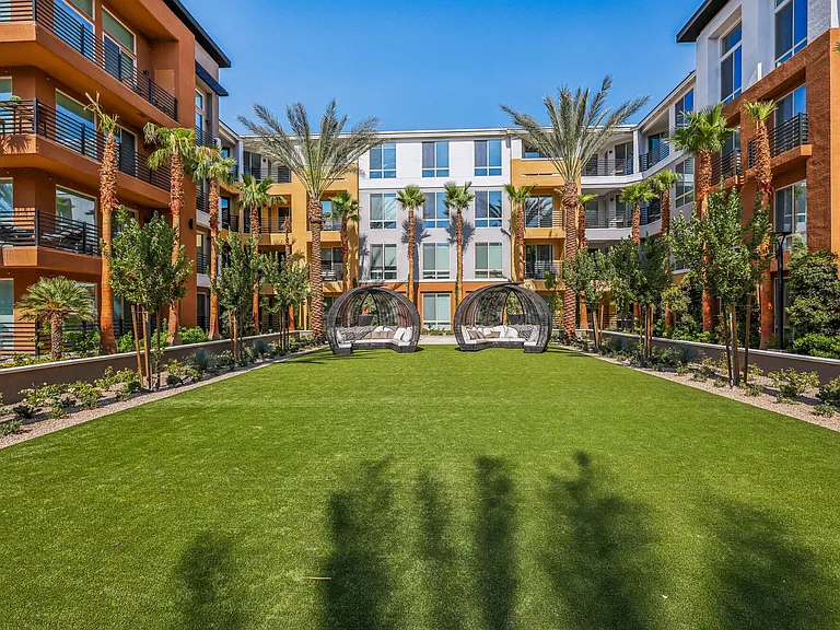 Aspire at Flamingo Grand — Photo 25