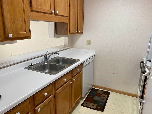 5th image of 2303 27th St