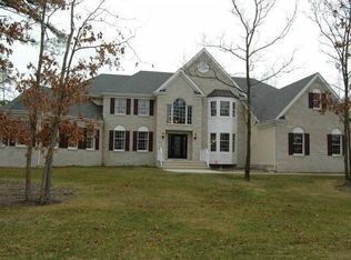 104 New Bridge Rd, Egg Harbor Township, NJ 08234