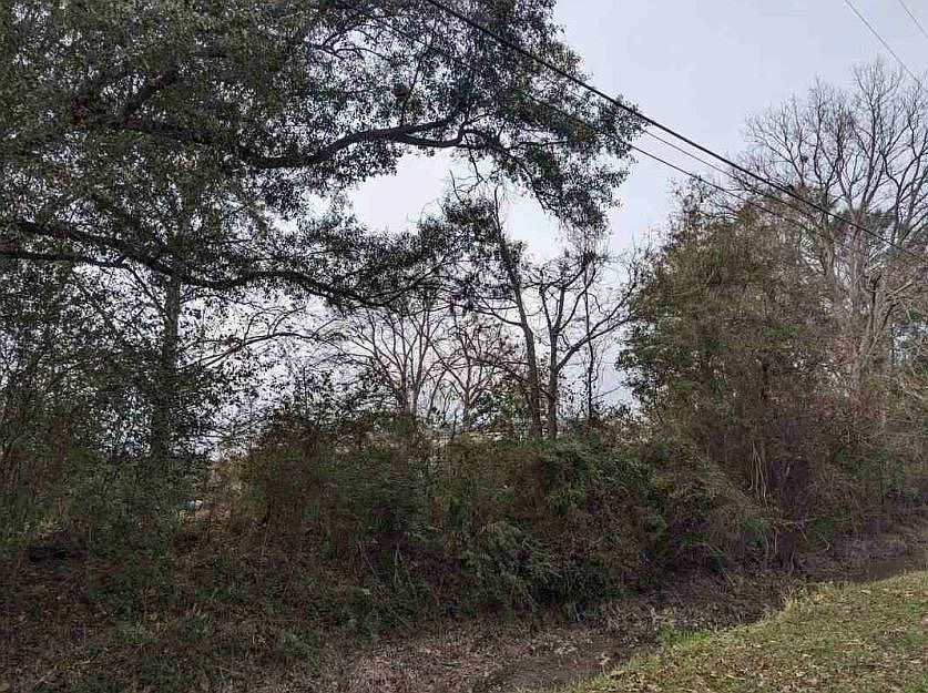 2nd image of 11224 Section Rd