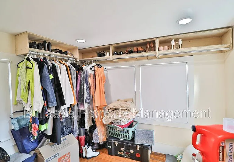 1238 E McKinley St — Photo 17