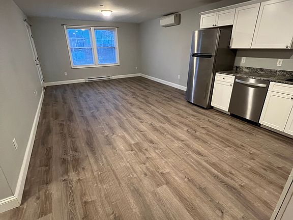 3rd image of 38 Patriots Ln #3804