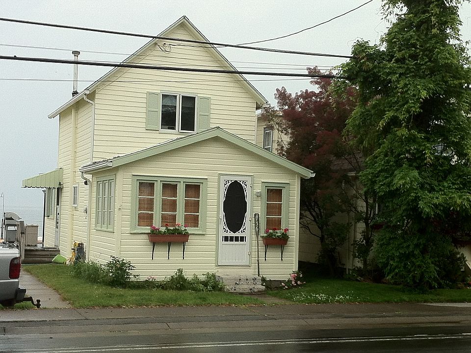 736 Edgemere Dr. 