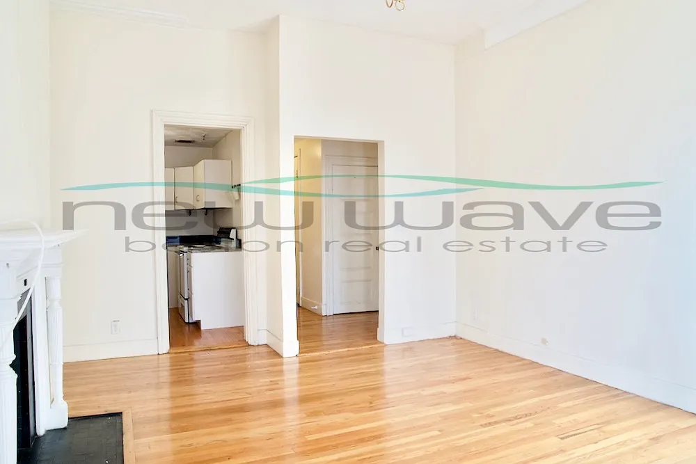 1 bed, 500 sqft, $3,200 — Photo 4