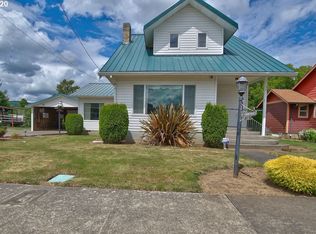 239 SE Harney St, Sheridan, OR