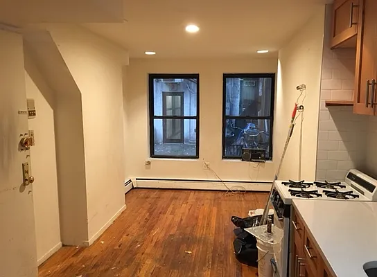 Rented by East Village Rentals and Sales | media 68