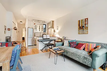 Rented by Bond New York