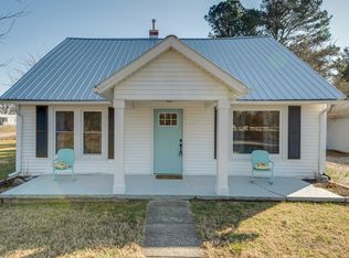 1216 Gilliam Hollow Rd, Dickson, TN 37055