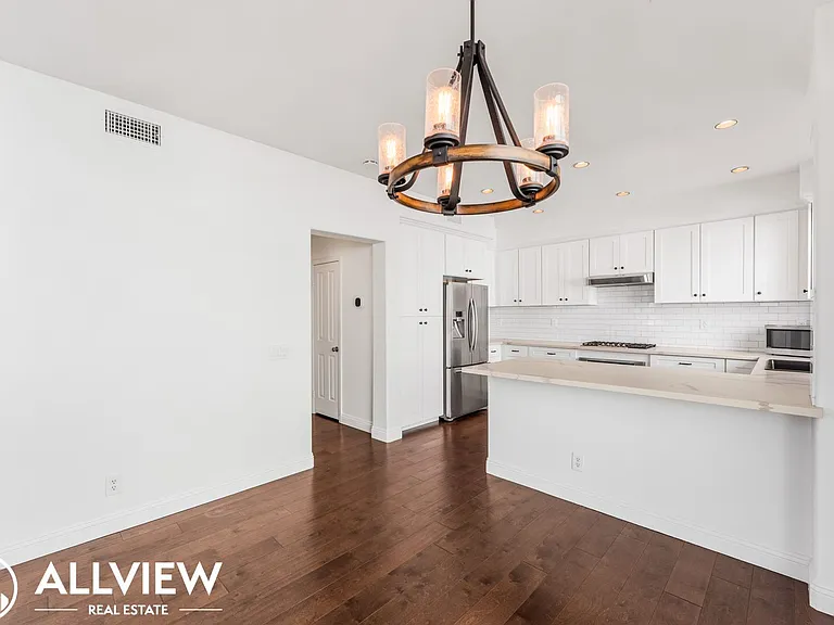 2854 Vicenzo Dr — Photo 7