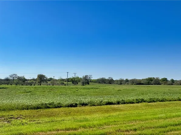 10045 Panther Creek Rd, Iola, TX 77861