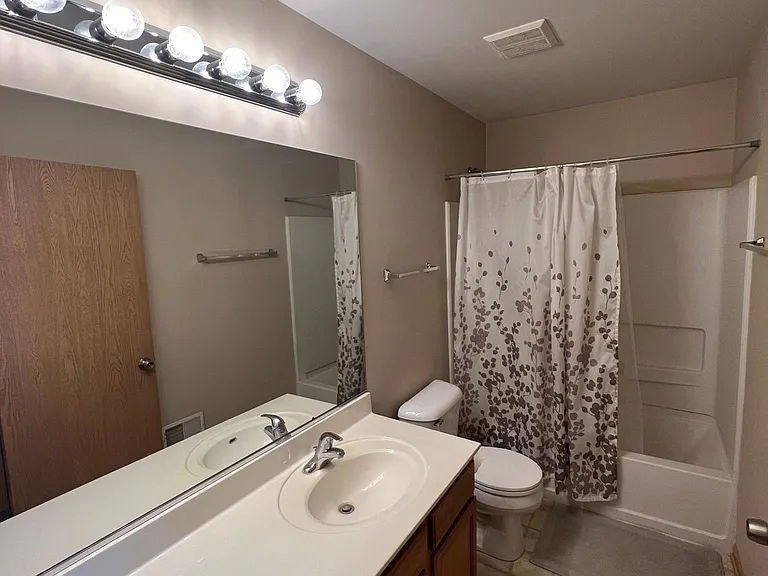 2 Christie Ct — Photo 13
