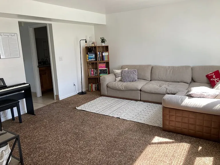 590 N 800 E — Photo 8