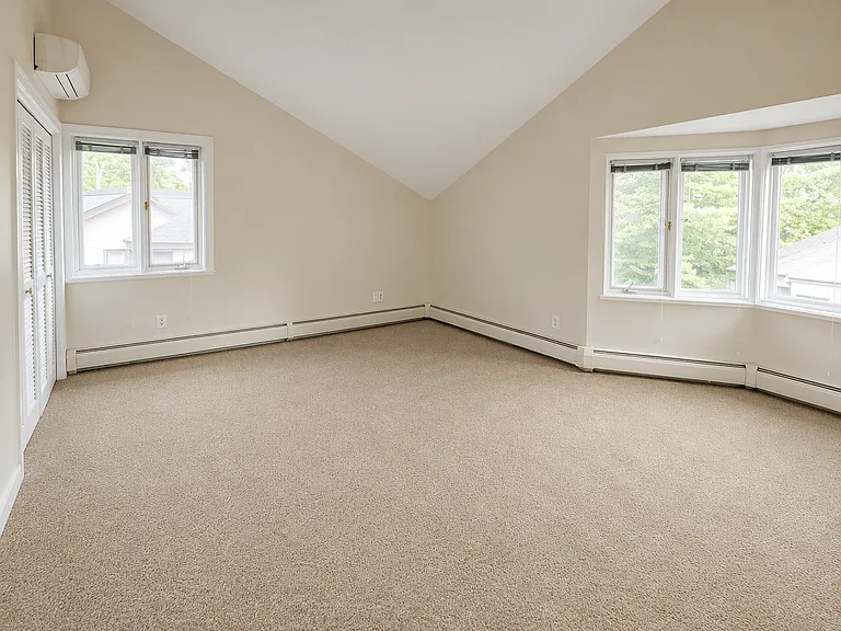 1 Talcott Ridge Rd #B4 — Photo 9
