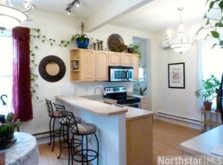 704 8th St SE, Minneapolis, MN 55414