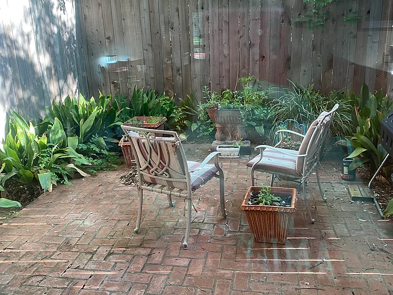 1045 Shook Ave — Photo 19