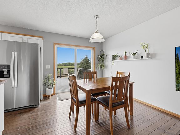 4th image of 321 Jasmine Ln