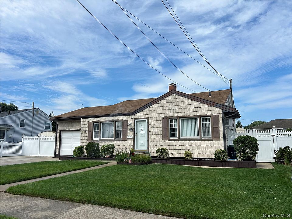1st image of 452 N Monroe Avenue