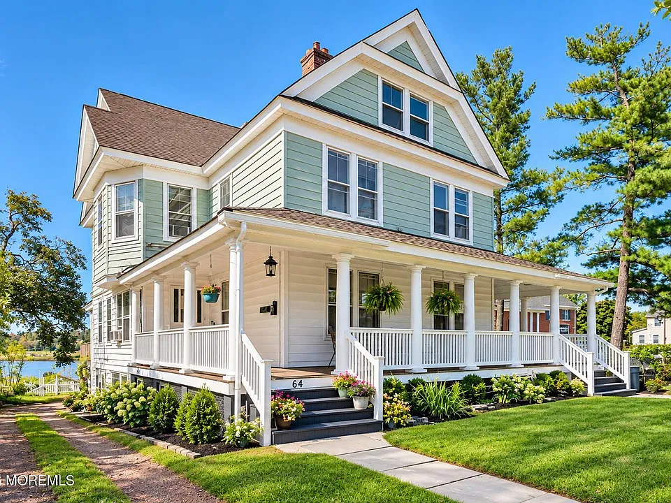 64 Shrewsbury Ave #62B