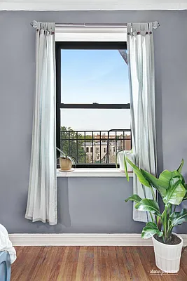 Sold by Abacus Properties | media 21