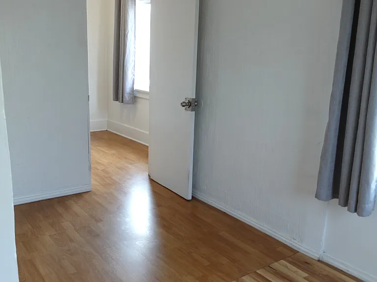 2048 E 3rd St #2048 — Photo 46