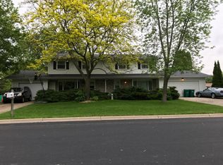 5413 N Cook St, Mc Farland, WI 53558