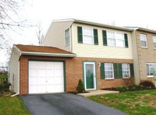 1576 Manor Blvd, Lancaster, PA 17603