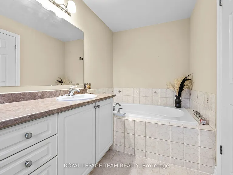 200 Gerry Lalonde Dr — Photo 14