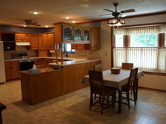 Breakfast nook