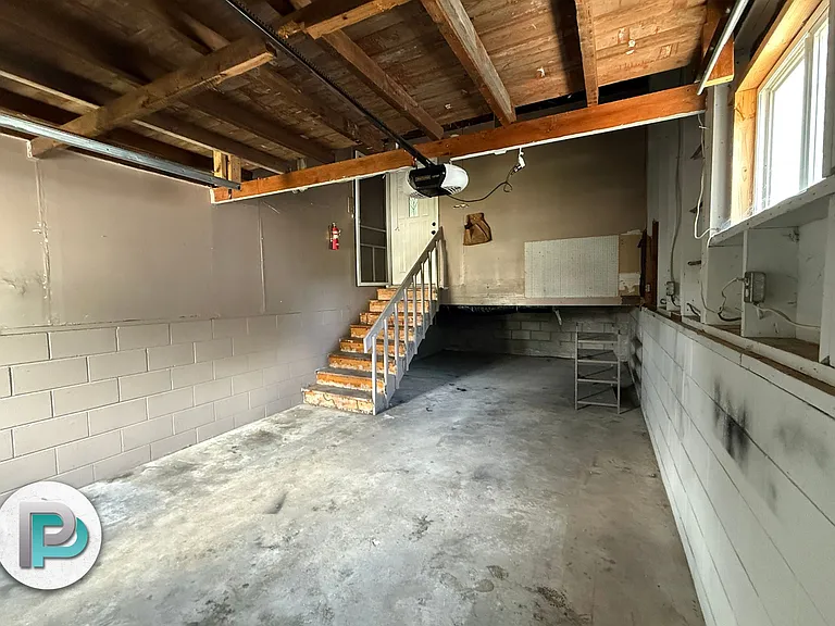 119 E North St #119 — Photo 4