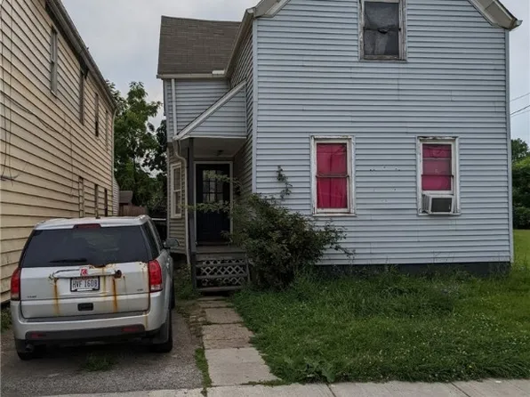 3361 E 49th St, Cleveland, OH 44127