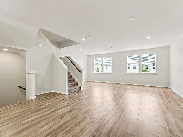 59 Four Leaf Dr — Photo 12