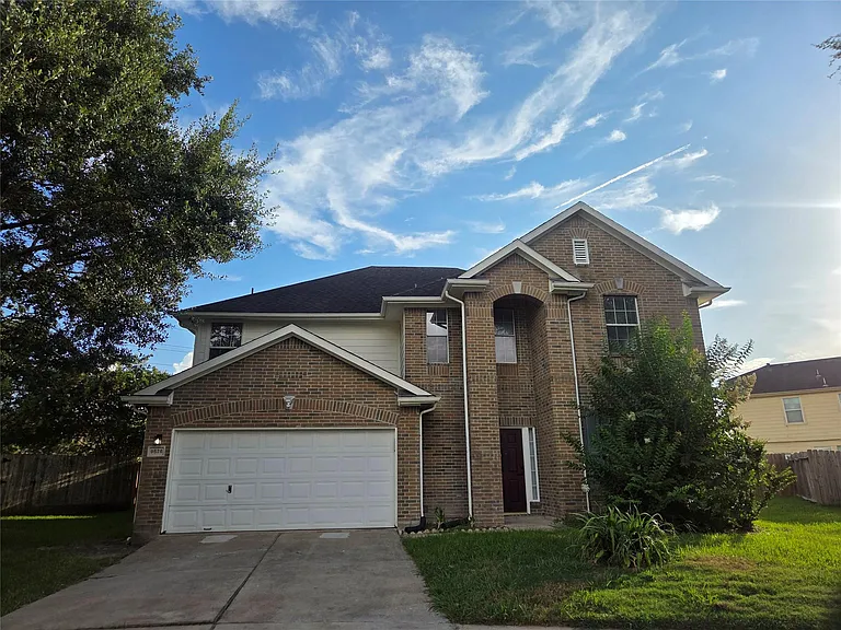 9526 Heflin Colony Dr — Photo 1