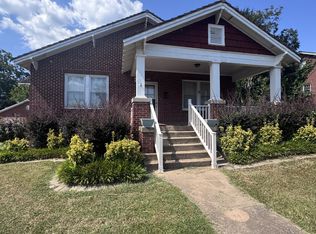 806 Holloway Ave, Greenwood, SC 29646