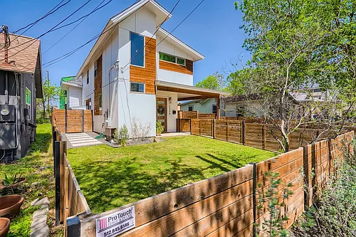 2308 Santa Rosa St Photo 1